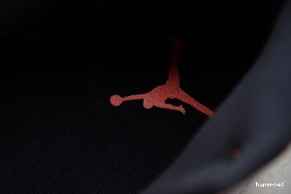 Hyperoad JORDAN AIR 1 MID “TURF ORANGE” 1206